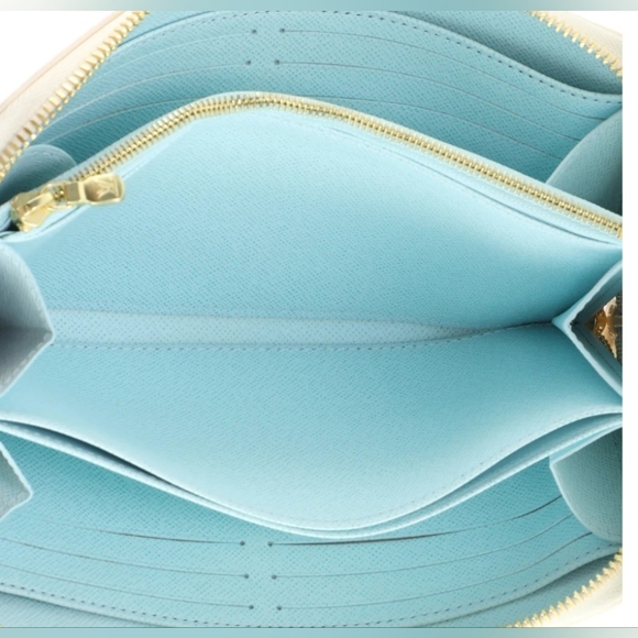 Mint Cond RFID Mic Louis Vuitton By the Pool Blue Large Zippy Wallet. Full Set - Picture 5 of 17